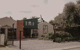Villa Rose Guesthouse & Venue
